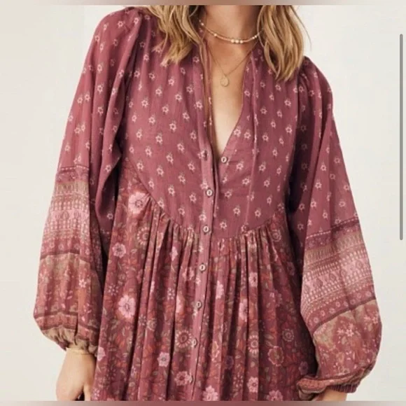 Spell & The Gypsy Utopia Gown Berry - Picture 10 of 11